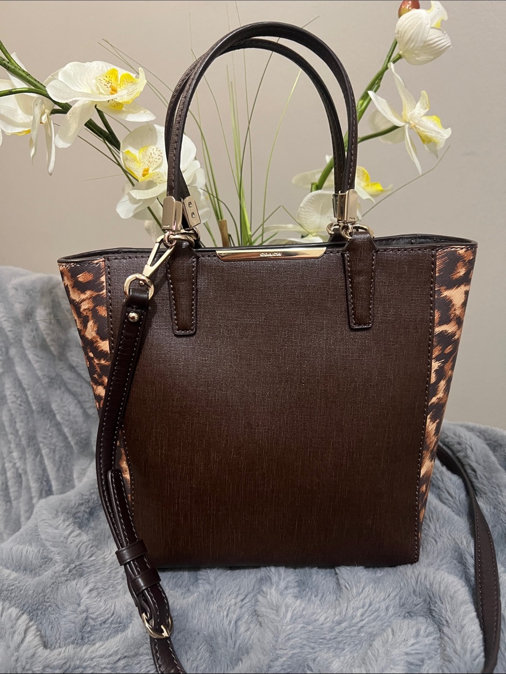 COACH Mini Madison Saffiano Leather  Crossbody Tote EUC retail $258